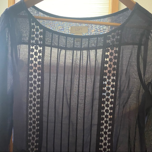 LOFT • Sheer Pleated Peasant Top Cutout Detail - L - Picture 2 of 16